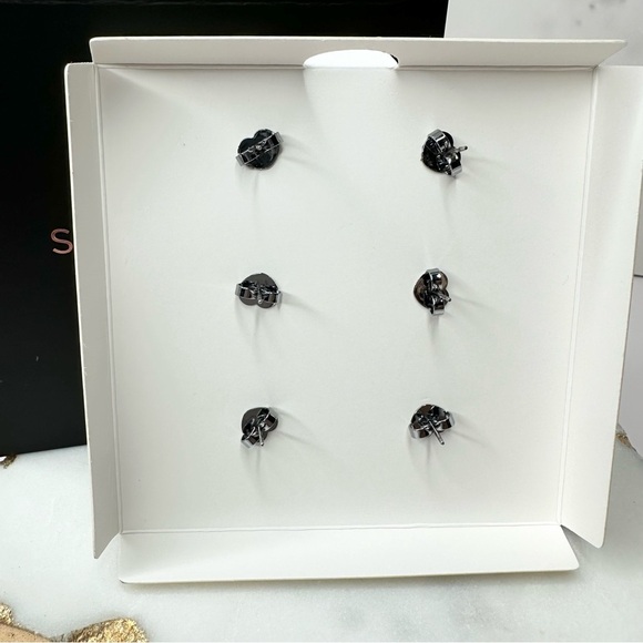 Bomb Party 2024 Simply Stud Earrings Perfection Found RBP9069 NWT - Picture 4 of 5